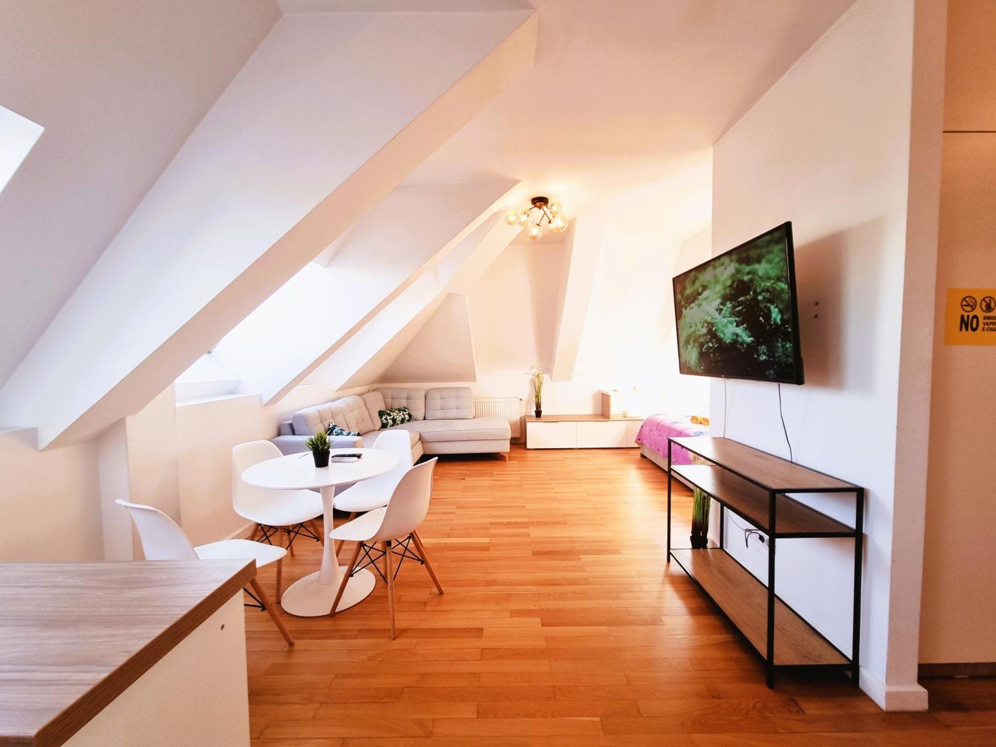 Apartment E Bucharest