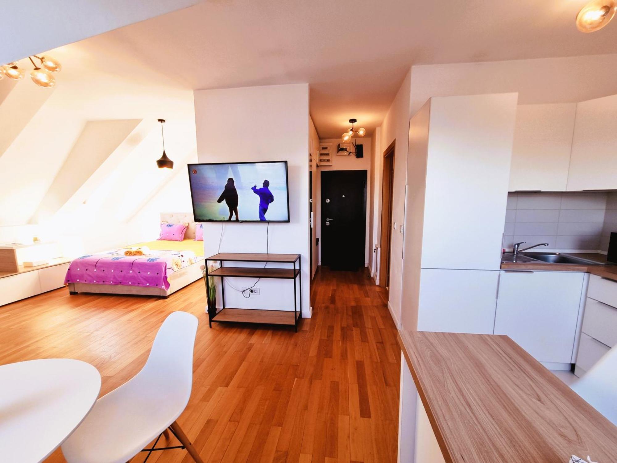 Apartament E Bucureşti